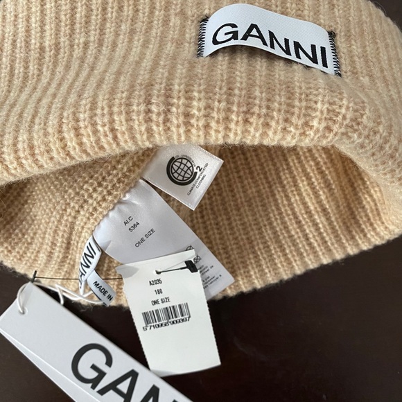 Ganni beanie - Picture 2 of 2